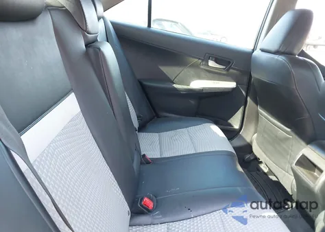 2012 Toyota Camry Se z USA, uszkodzony, nr VIN 4T1BF1FK7CU165736